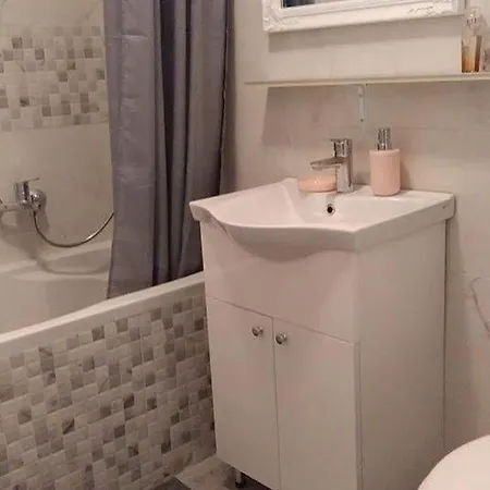 Baldekin V Apartment *