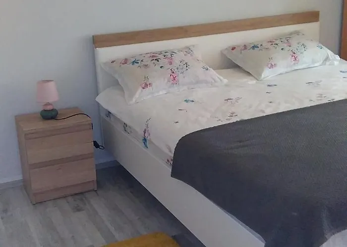 Baldekin V Lejlighed Šibenik